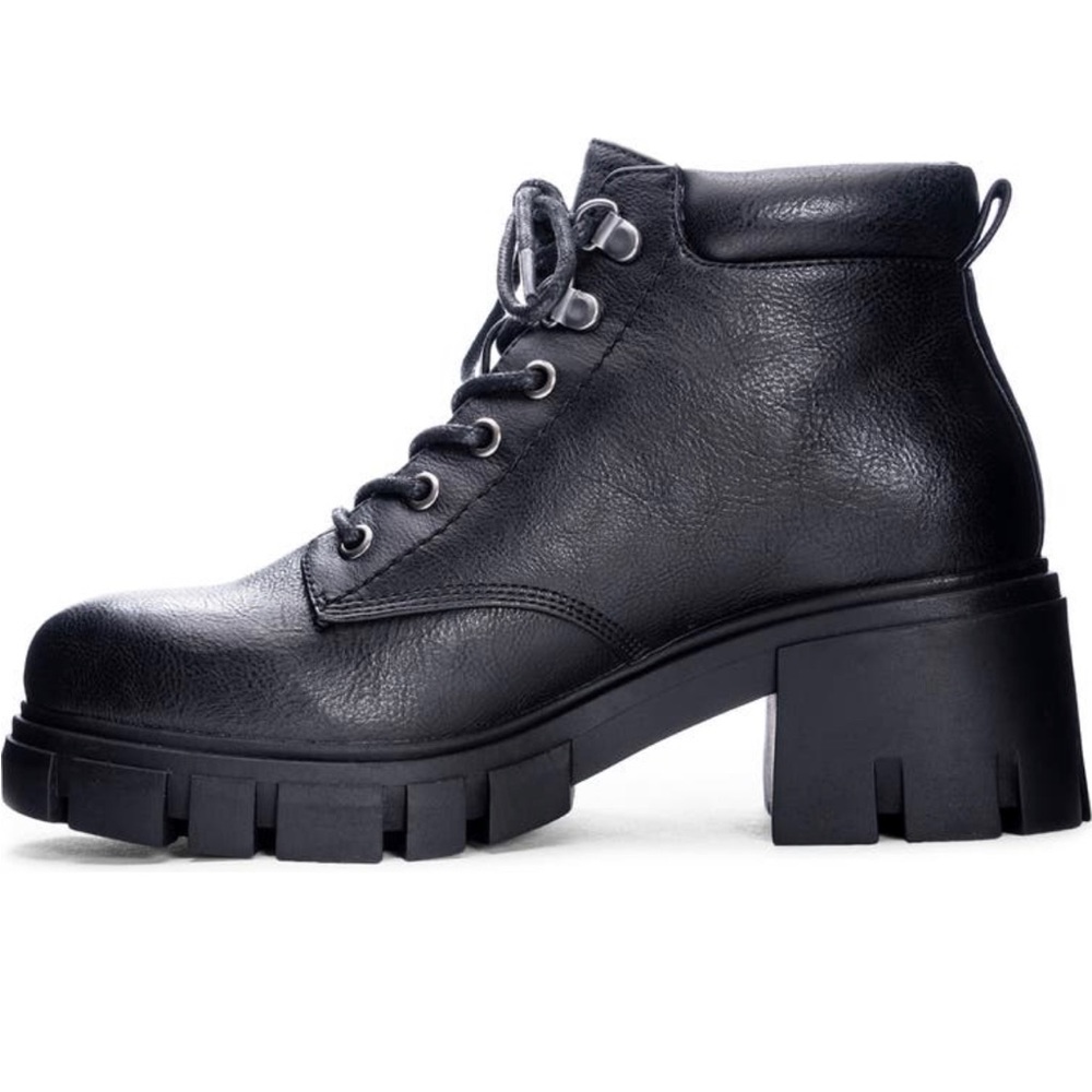 Dirty Laundry No Doubt Platform Bootie Size 6M - Picture 3 of 5